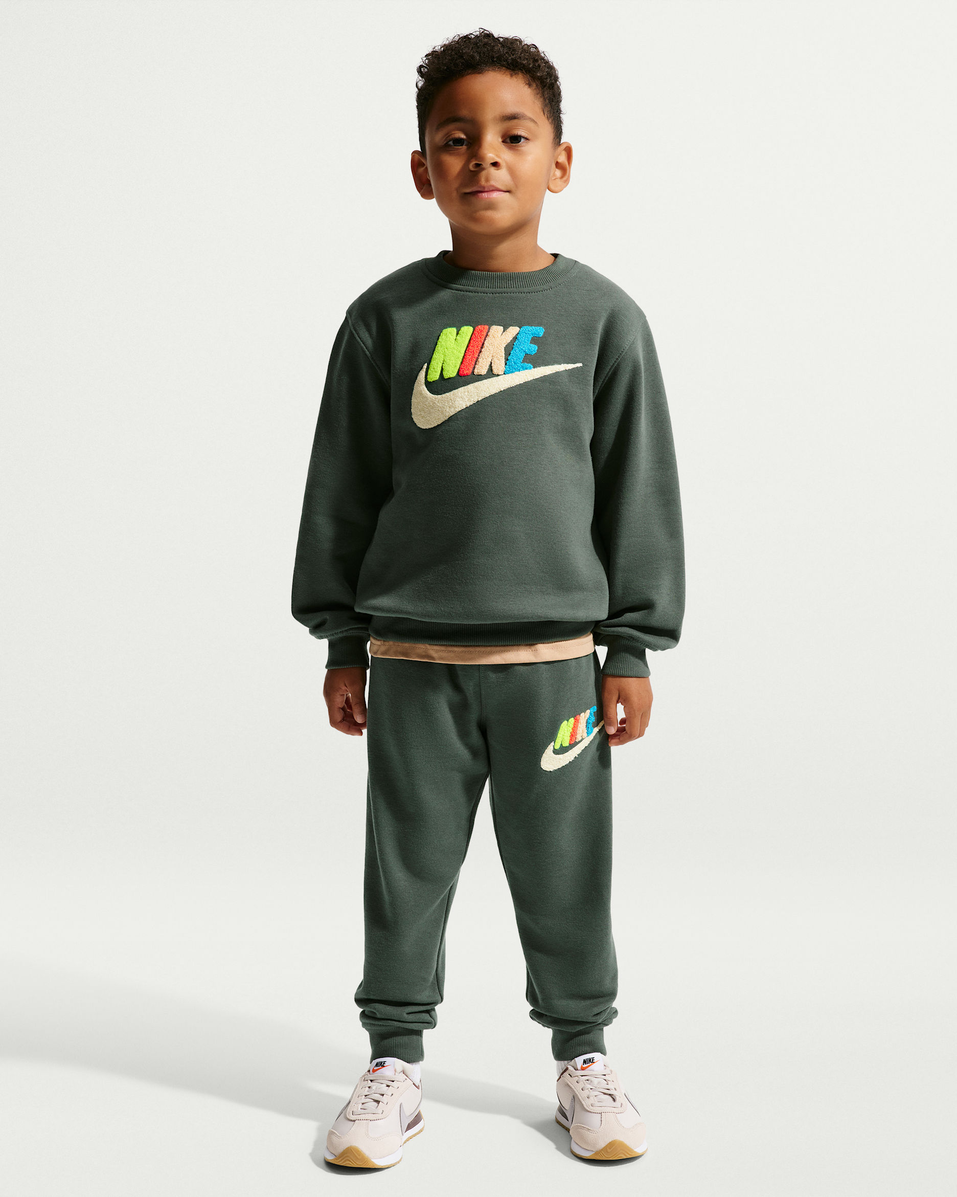 Nike セットアップ　希少美品 NIKE公式】ナイキ リトルキッズ シェニール フューチュラ ツーピース
